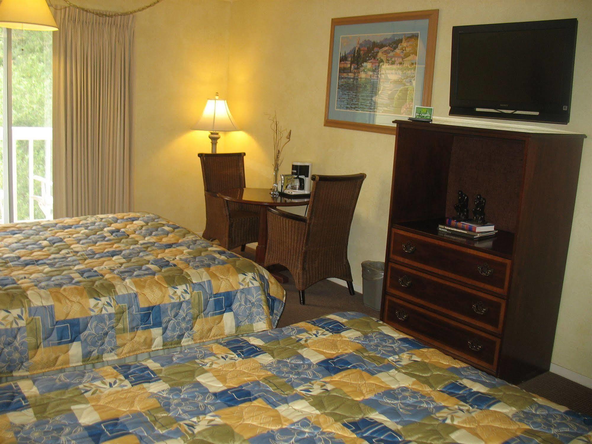 Creekside Inn Downtown Cambria Εξωτερικό φωτογραφία