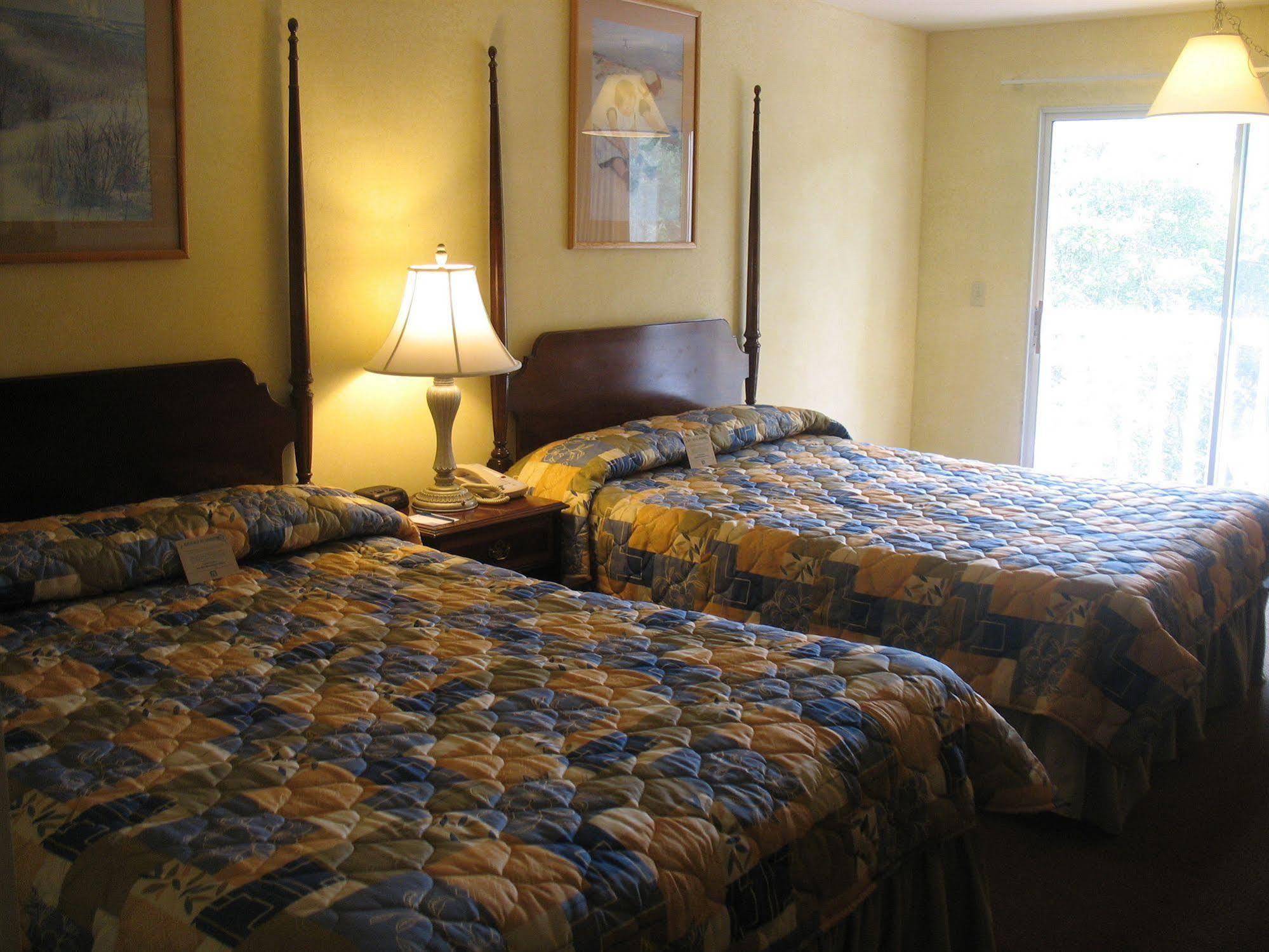 Creekside Inn Downtown Cambria Εξωτερικό φωτογραφία