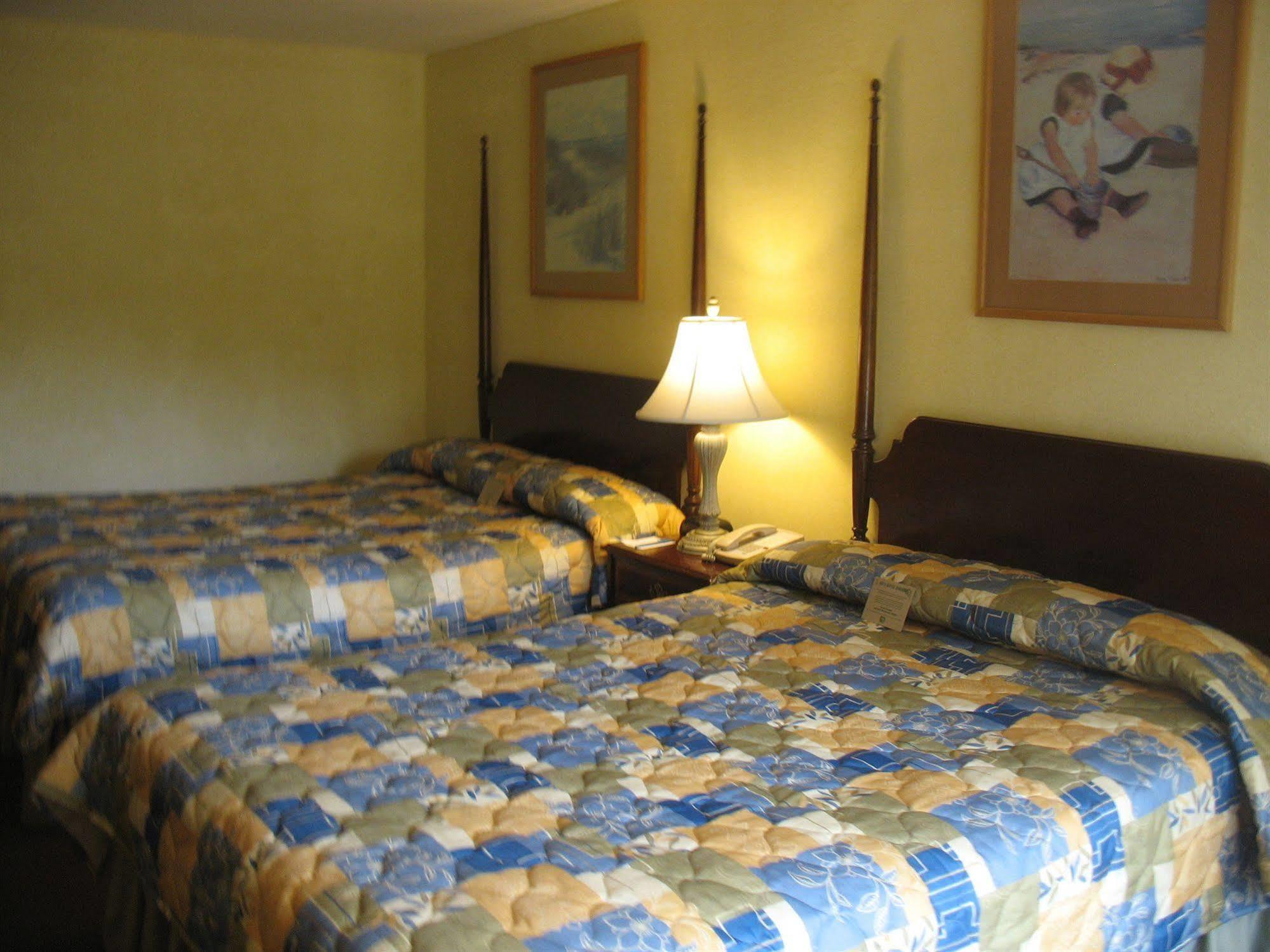 Creekside Inn Downtown Cambria Εξωτερικό φωτογραφία